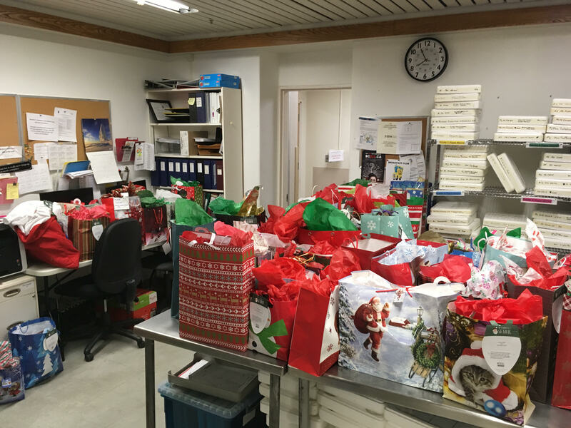 Gifts for Meals On Wheels clients